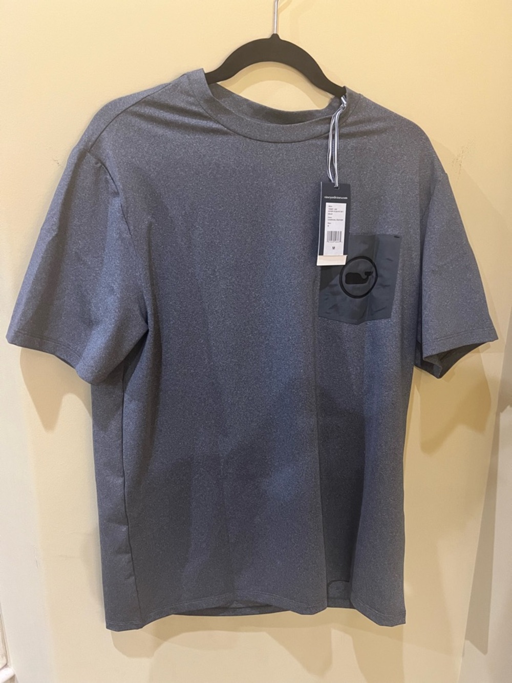Southern Tide Men's Short Sleeve Pocket Tee in Dark Gray